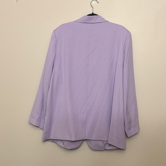 Chic Lilac Women's Blazer - Picture 2 of 2